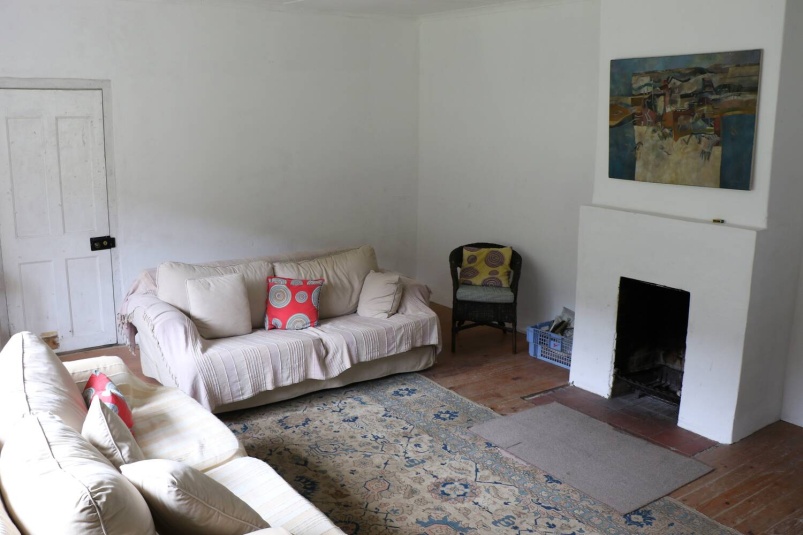 Living and kitchen space